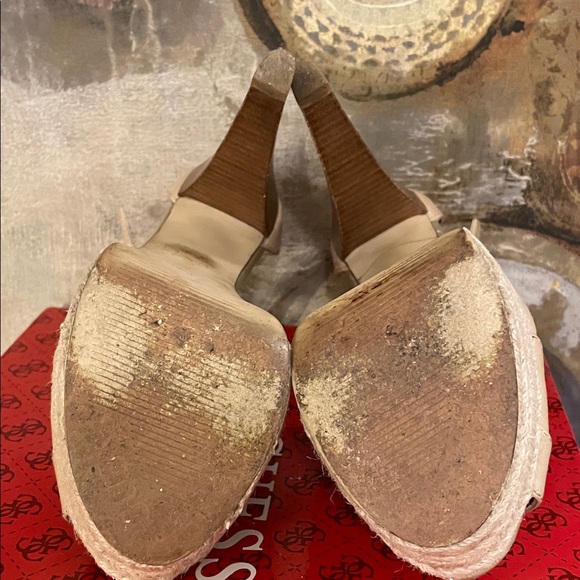 Guess Light Natural Leather Heels - Picture 10 of 10